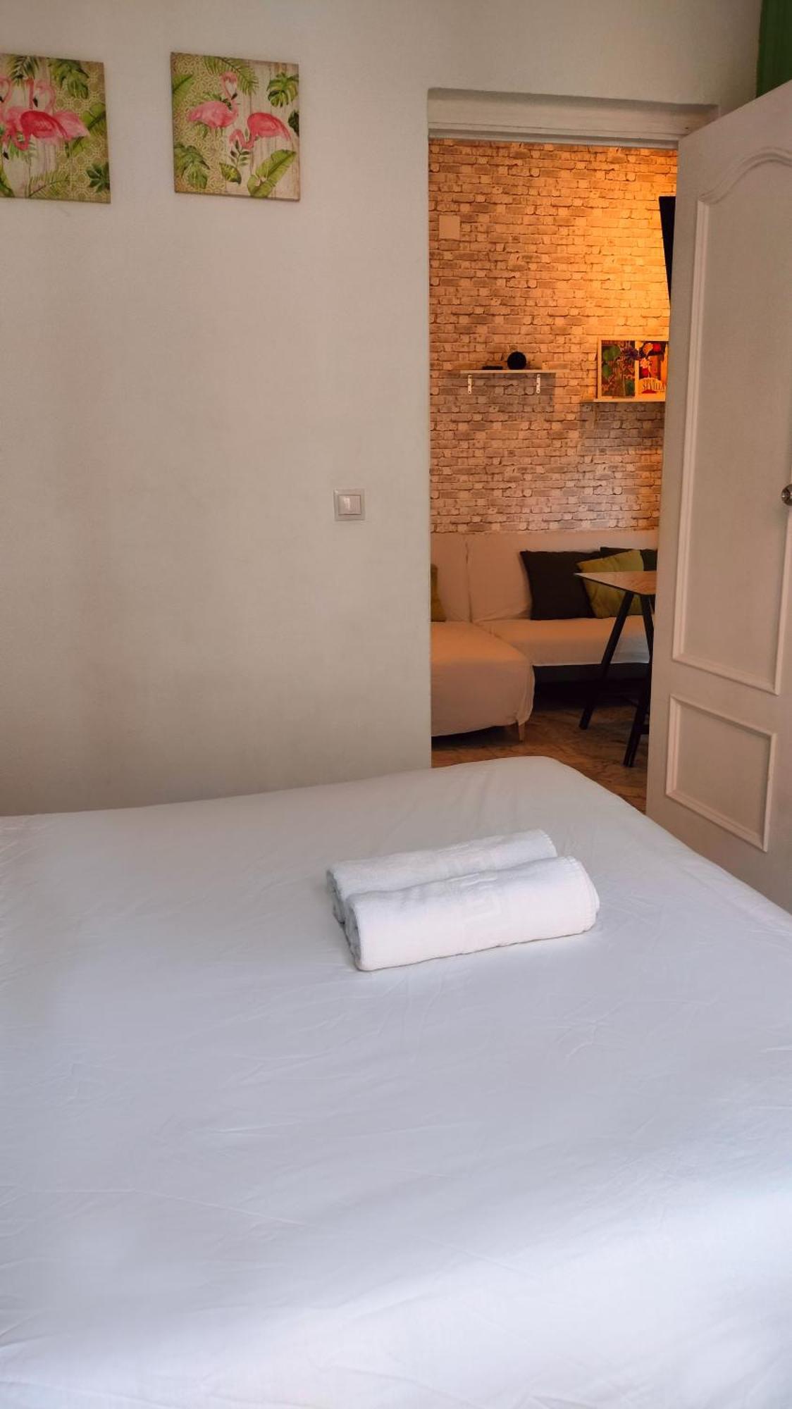 Apartamento En Sevilla Centro Con Vistas A La Plaza Alameda De Hercules - Hasta 7 Personas Esterno foto
