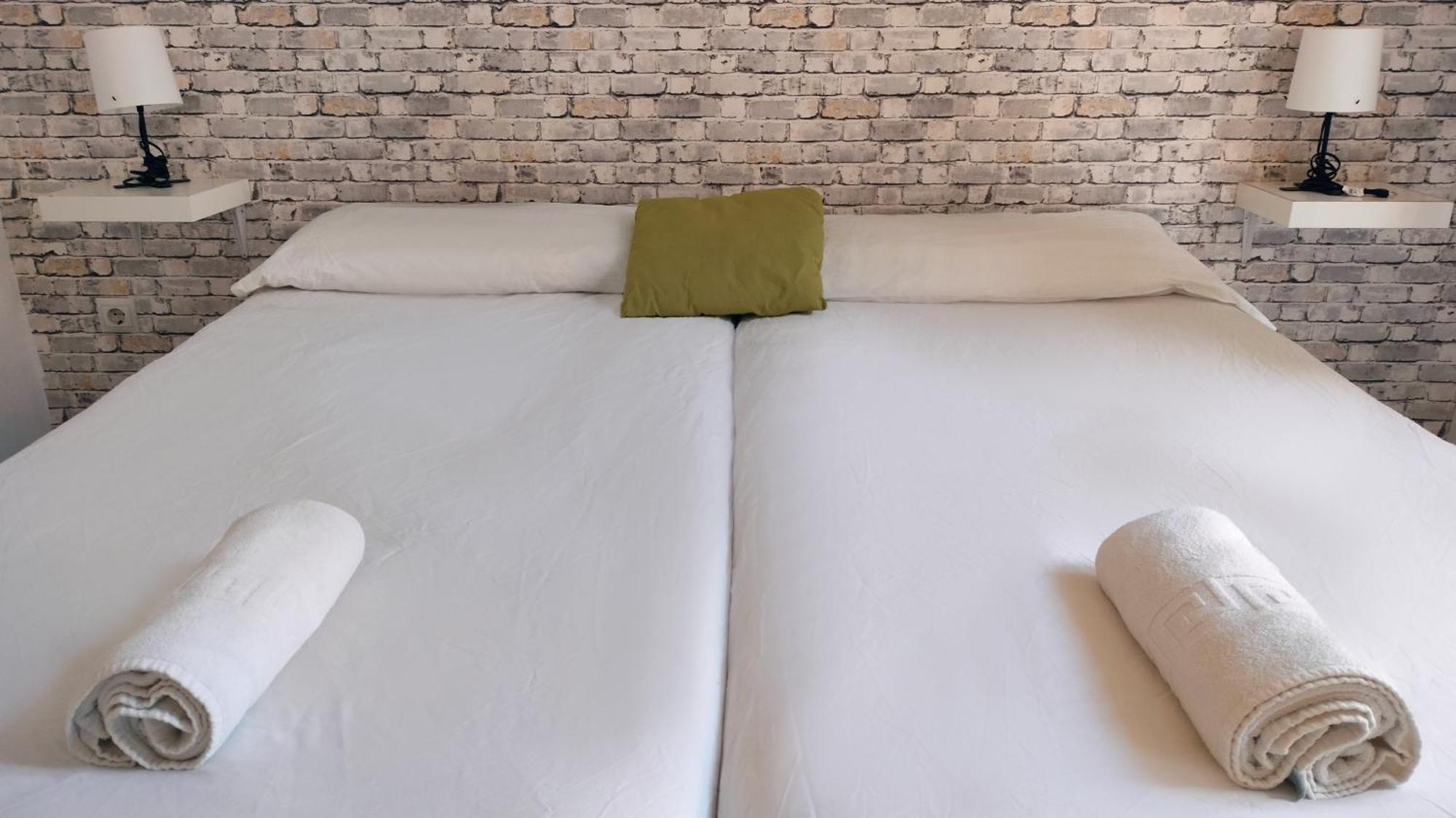 Apartamento En Sevilla Centro Con Vistas A La Plaza Alameda De Hercules - Hasta 7 Personas Esterno foto